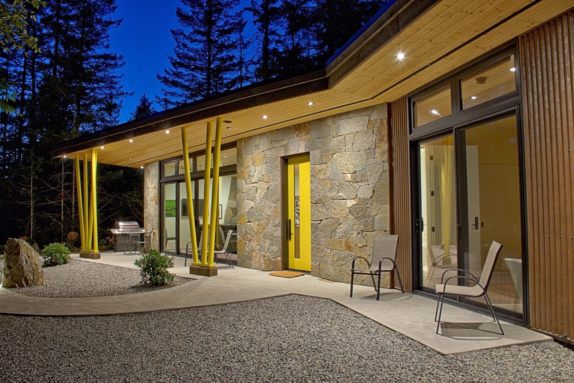 The Shed At Moon Dance Otel Madeira Park Oda fotoğraf